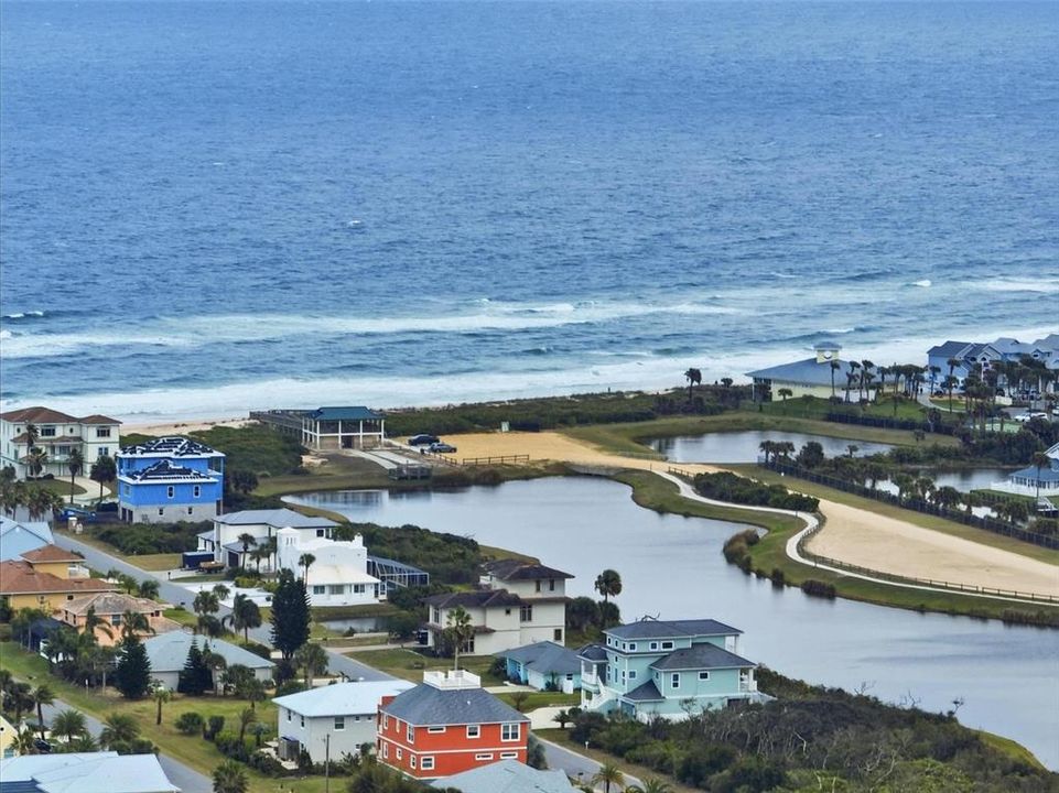 На продажу: $195,000 (0.18 acres)