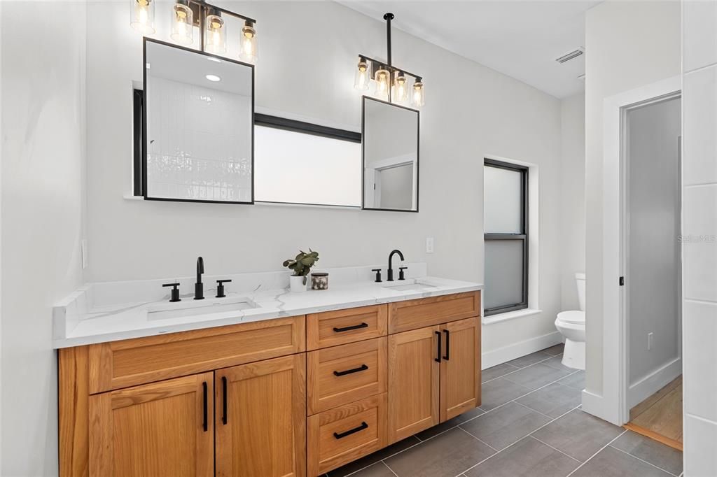 For Sale: $709,900 (3 beds, 2 baths, 2277 Square Feet)