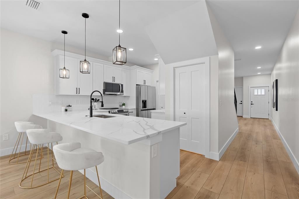 For Sale: $709,900 (3 beds, 2 baths, 2277 Square Feet)