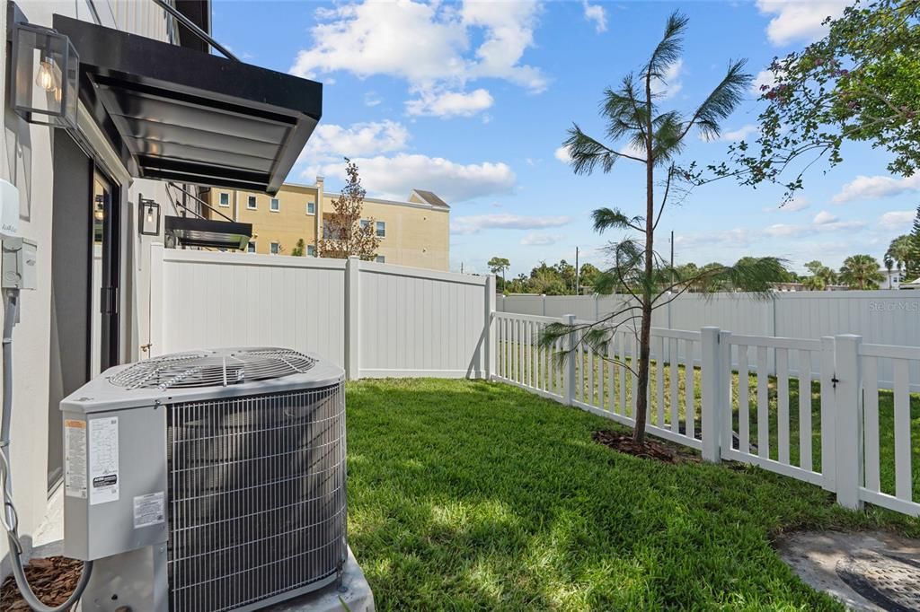 For Sale: $709,900 (3 beds, 2 baths, 2277 Square Feet)