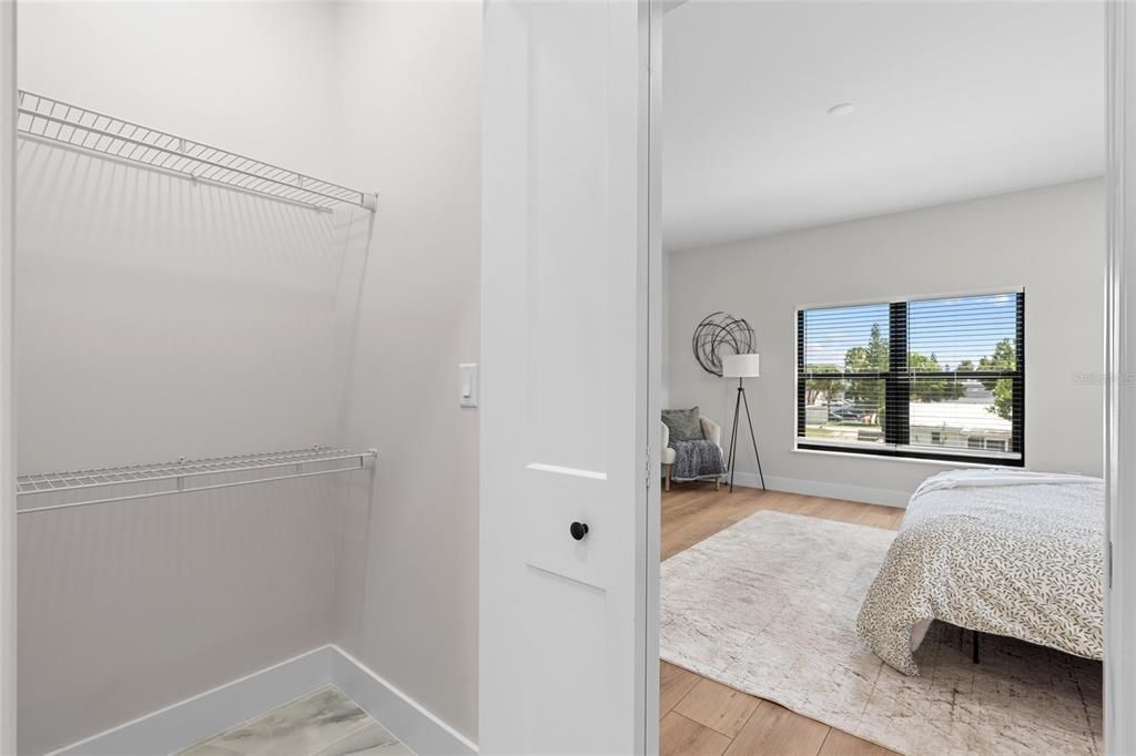 For Sale: $709,900 (3 beds, 2 baths, 2277 Square Feet)