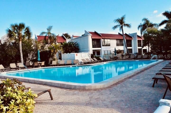 En Venta: $399,000 (1 camas, 1 baños, 691 Pies cuadrados)