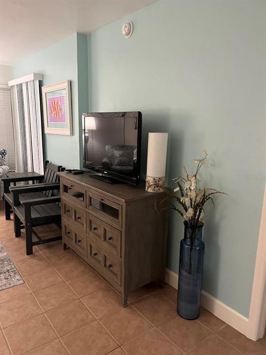 En Venta: $399,000 (1 camas, 1 baños, 691 Pies cuadrados)