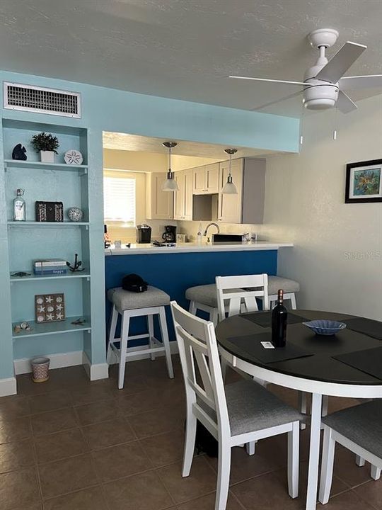 En Venta: $399,000 (1 camas, 1 baños, 691 Pies cuadrados)