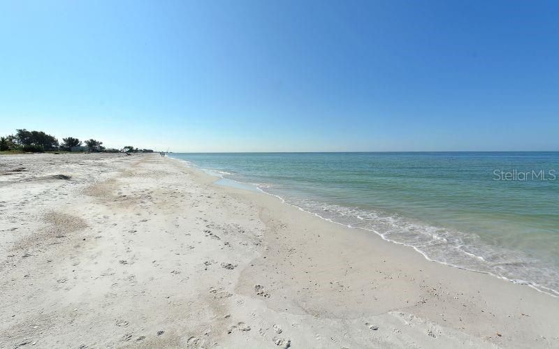 En Venta: $399,000 (1 camas, 1 baños, 691 Pies cuadrados)