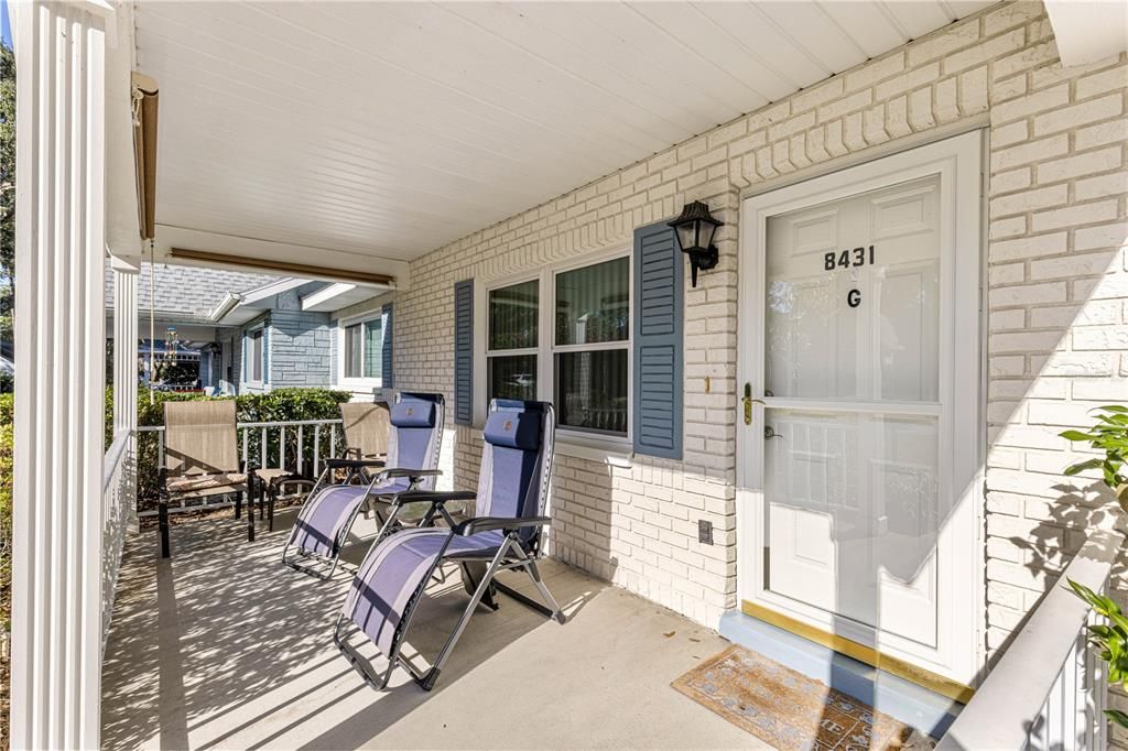 For Sale: $179,950 (2 beds, 2 baths, 1249 Square Feet)