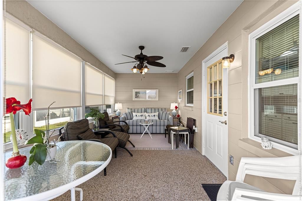 For Sale: $179,950 (2 beds, 2 baths, 1249 Square Feet)