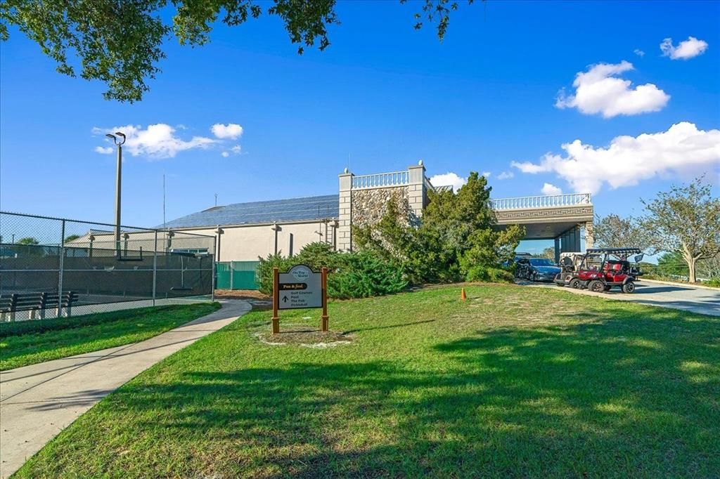 For Sale: $179,950 (2 beds, 2 baths, 1249 Square Feet)