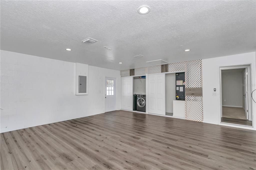 На продажу: $290,000 (3 спален, 2 ванн, 1352 Квадратных фут)