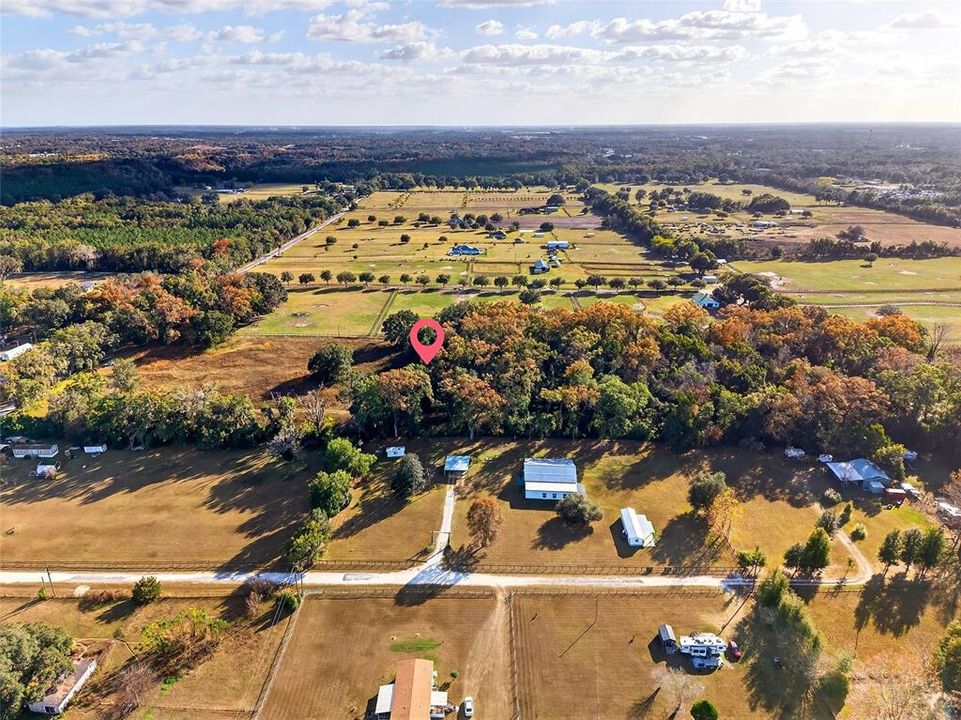 En Venta: $600,000 (21.08 acres)