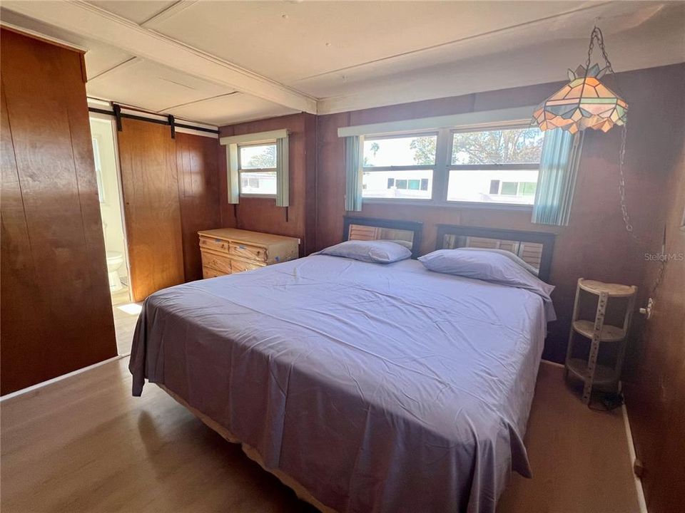 На продажу: $169,900 (3 спален, 2 ванн, 979 Квадратных фут)