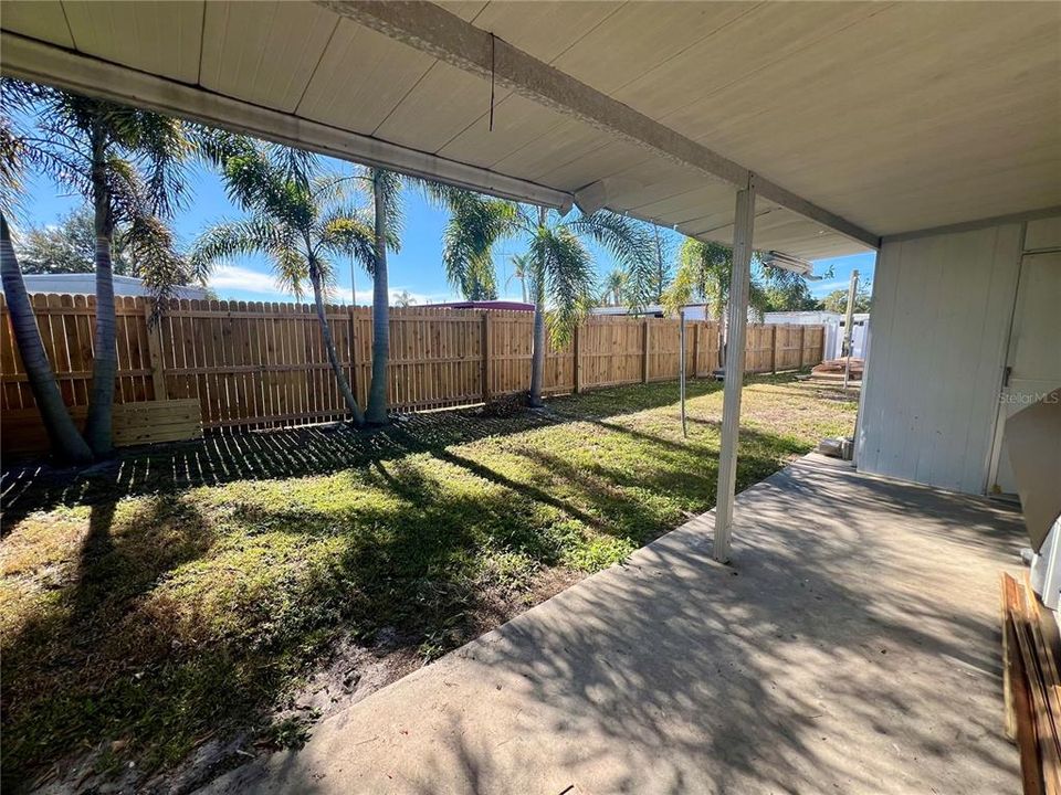 На продажу: $169,900 (3 спален, 2 ванн, 979 Квадратных фут)