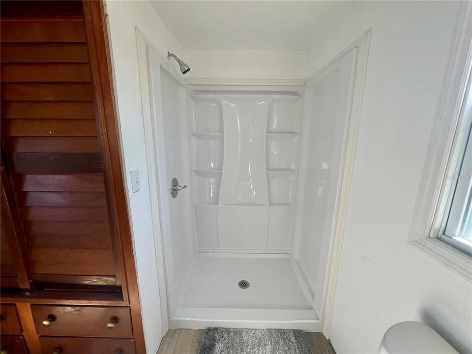 На продажу: $169,900 (3 спален, 2 ванн, 979 Квадратных фут)