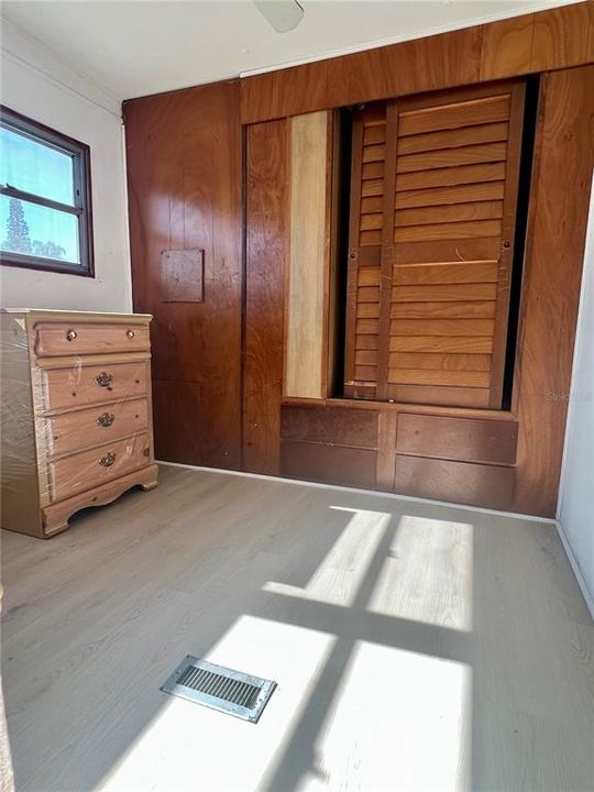 На продажу: $169,900 (3 спален, 2 ванн, 979 Квадратных фут)