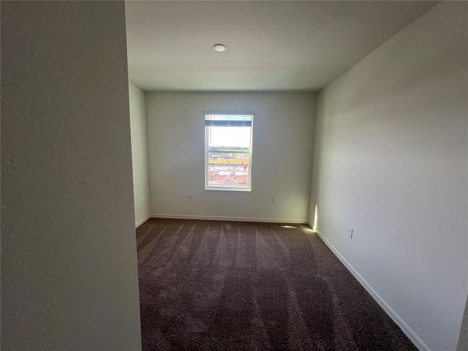 В аренду: $2,200 (3 спален, 2 ванн, 1557 Квадратных фут)