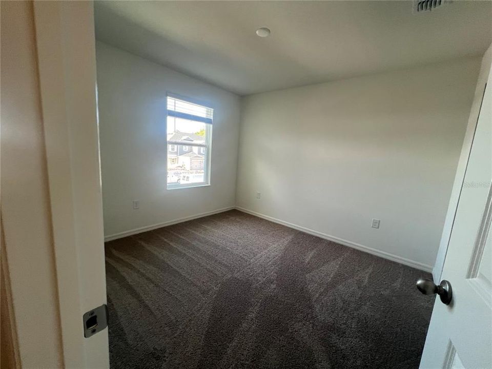 В аренду: $2,200 (3 спален, 2 ванн, 1557 Квадратных фут)