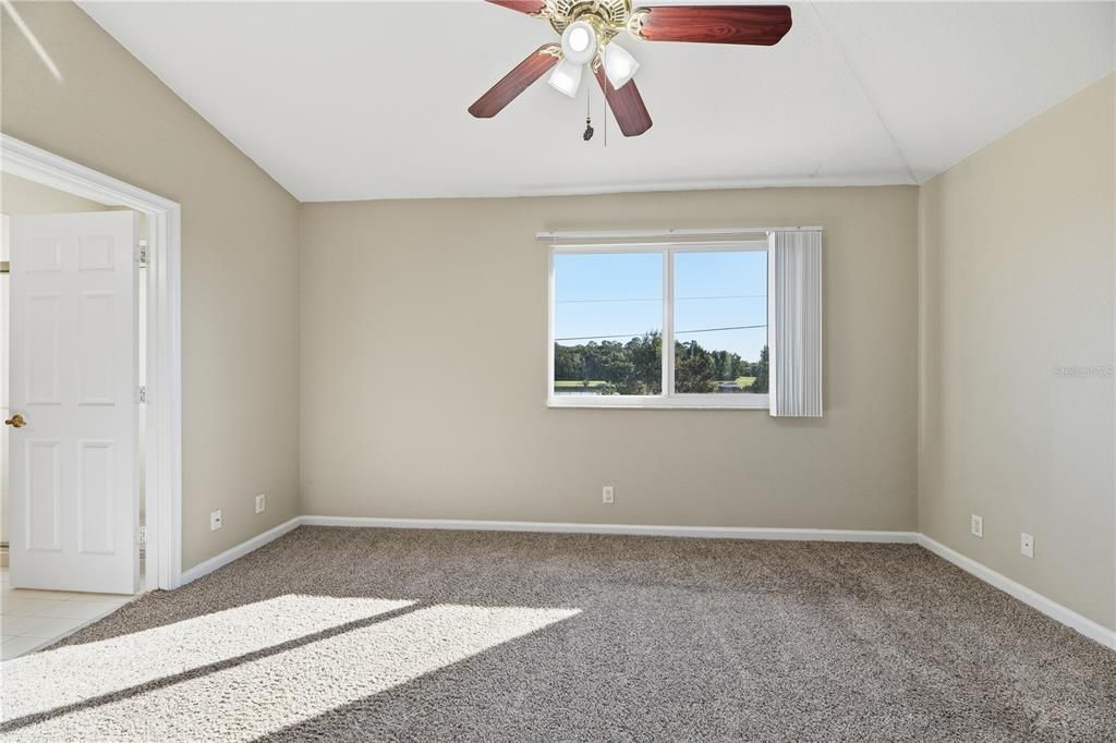 На продажу: $379,900 (3 спален, 2 ванн, 1627 Квадратных фут)