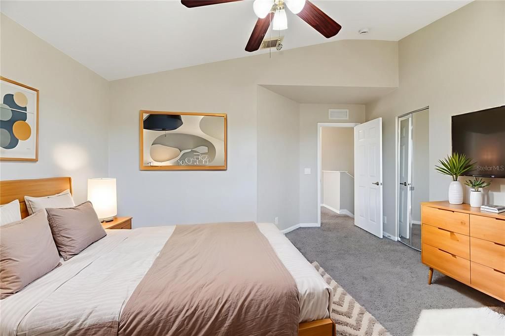 На продажу: $379,900 (3 спален, 2 ванн, 1627 Квадратных фут)