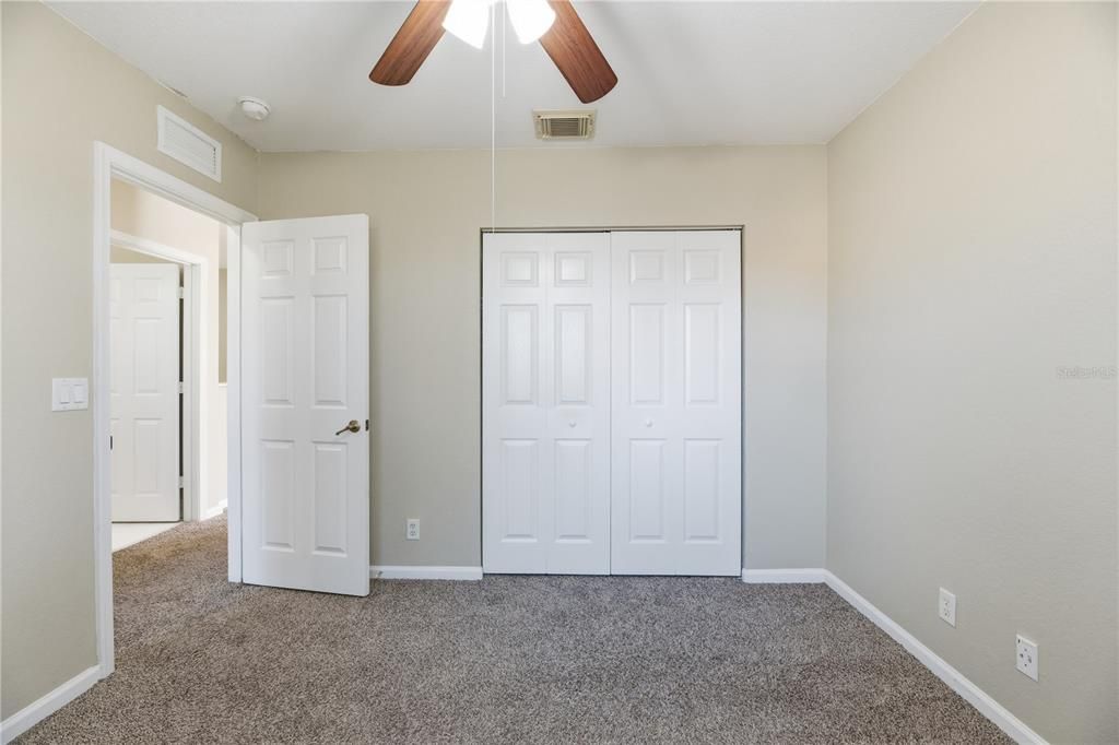 На продажу: $379,900 (3 спален, 2 ванн, 1627 Квадратных фут)