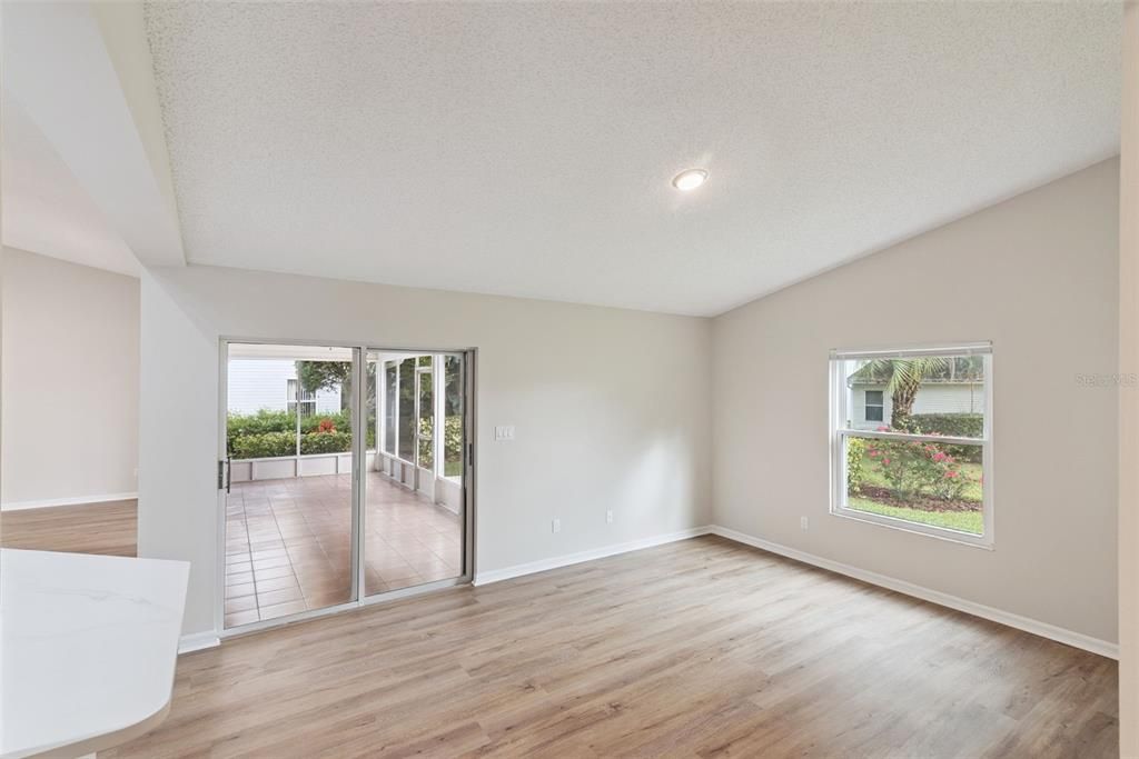 For Sale: $279,900 (3 beds, 2 baths, 1748 Square Feet)