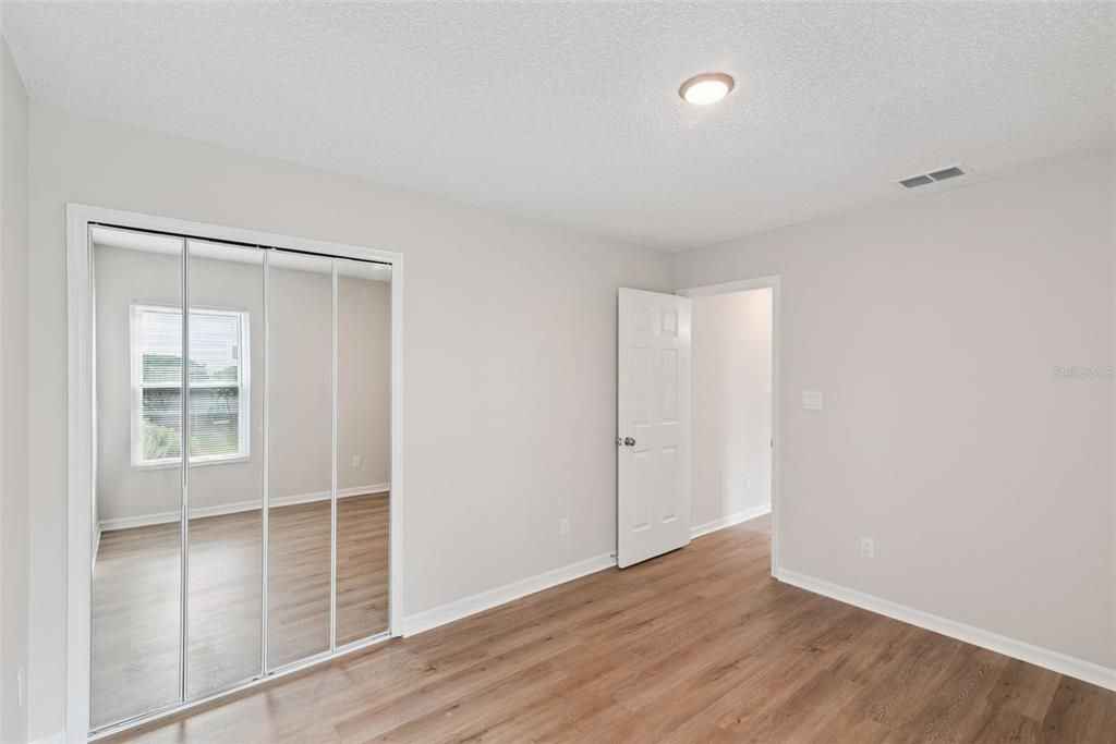 For Sale: $279,900 (3 beds, 2 baths, 1748 Square Feet)