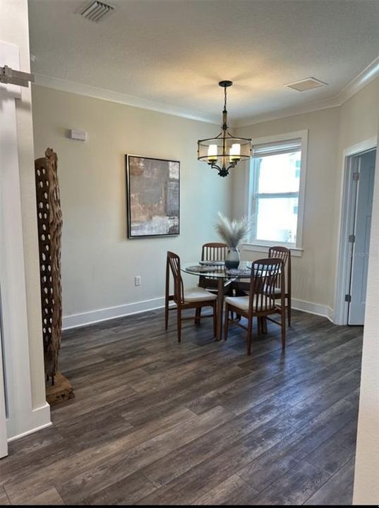 For Rent: $3,850 (3 beds, 2 baths, 2310 Square Feet)