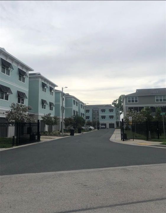 For Rent: $3,850 (3 beds, 2 baths, 2310 Square Feet)