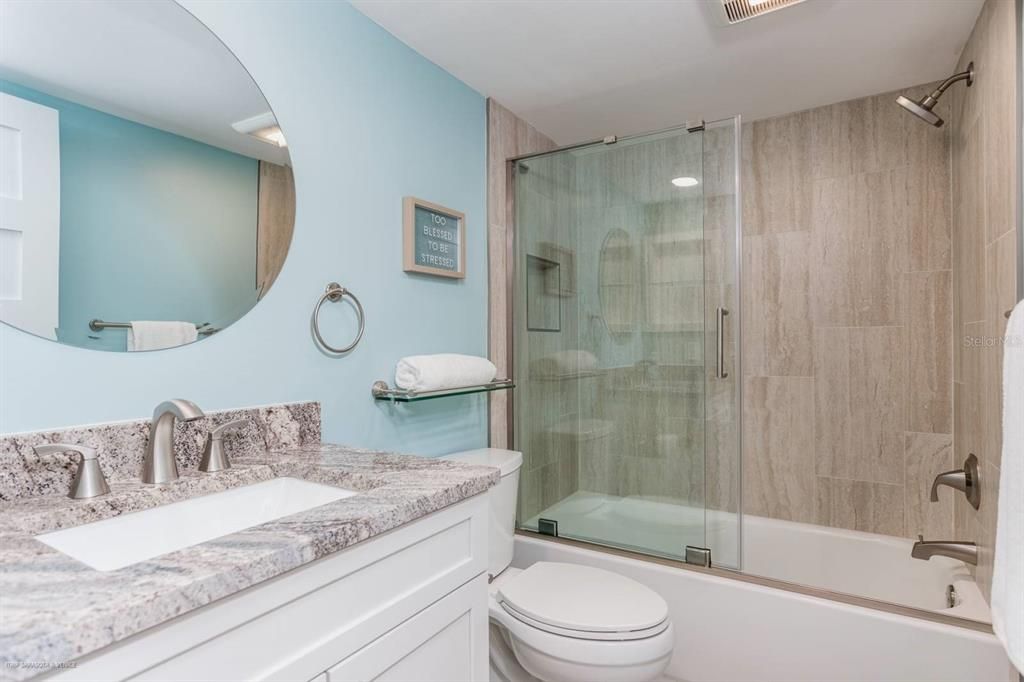 For Sale: $809,000 (2 beds, 2 baths, 1352 Square Feet)