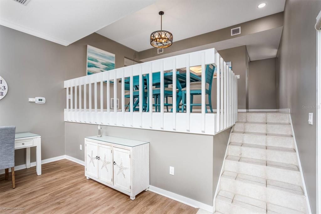 For Sale: $809,000 (2 beds, 2 baths, 1352 Square Feet)