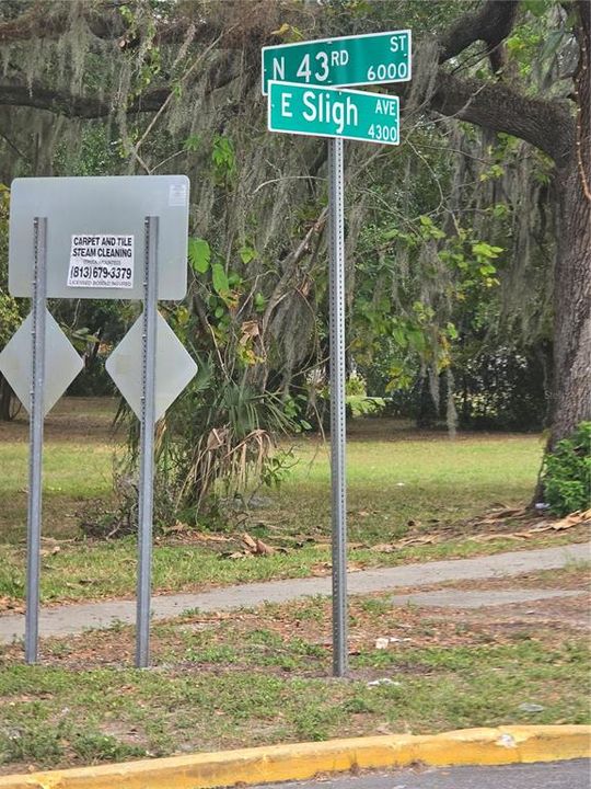 For Sale: $115,000 (1 beds, 1 baths, 626 Square Feet)