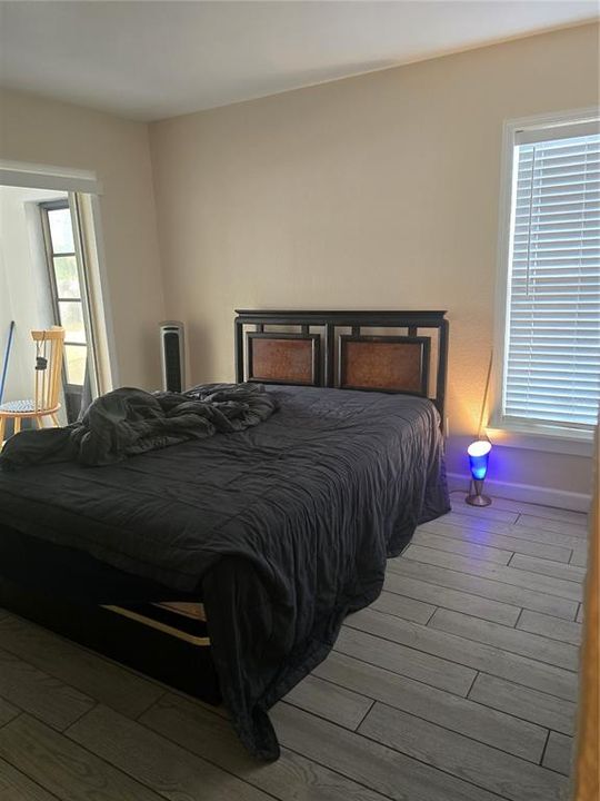 For Sale: $115,000 (1 beds, 1 baths, 626 Square Feet)