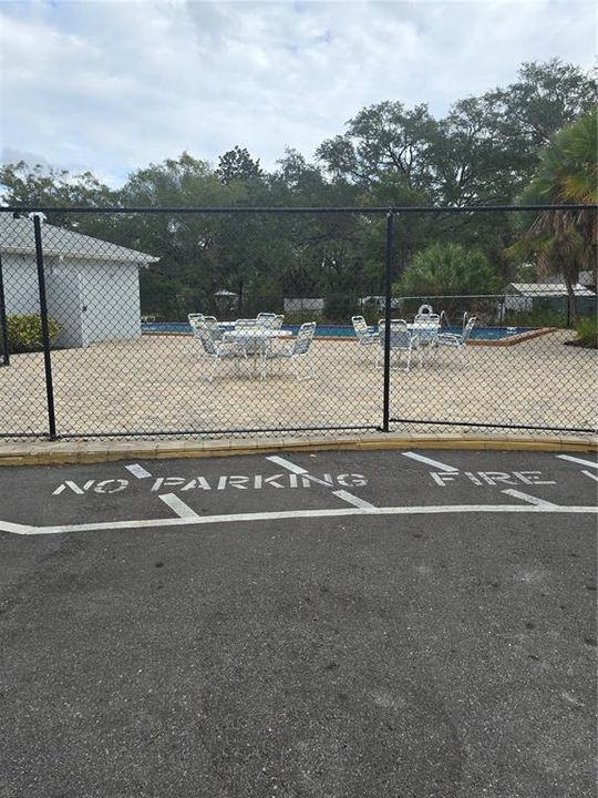 For Sale: $115,000 (1 beds, 1 baths, 626 Square Feet)