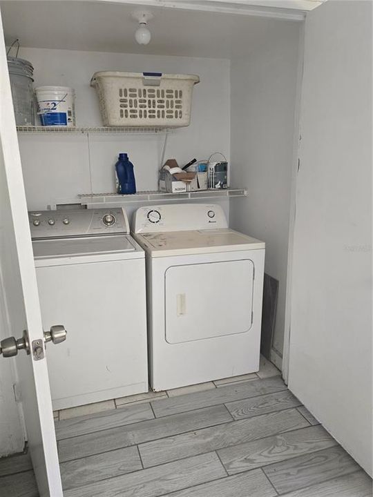 For Sale: $115,000 (1 beds, 1 baths, 626 Square Feet)
