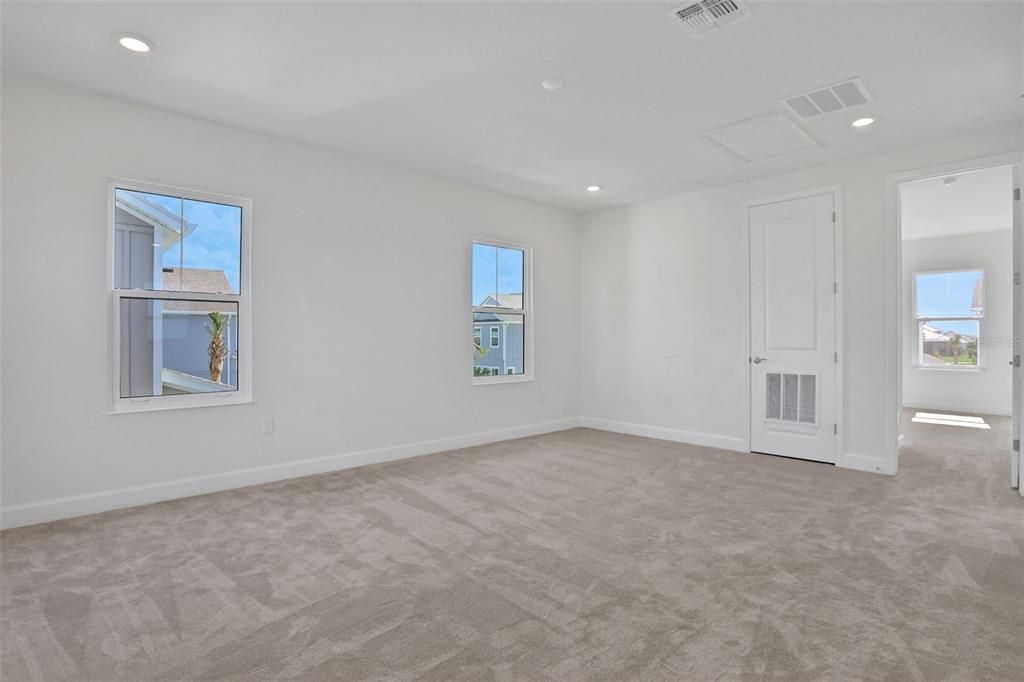 For Sale: $649,990 (4 beds, 3 baths, 2295 Square Feet)