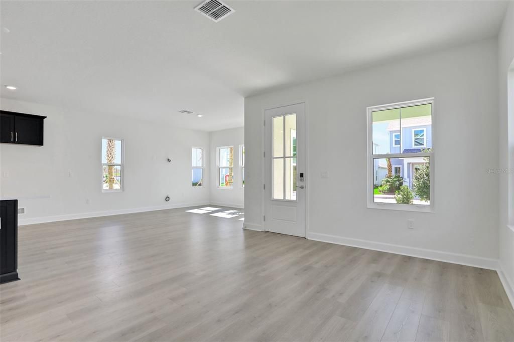 For Sale: $649,990 (4 beds, 3 baths, 2295 Square Feet)