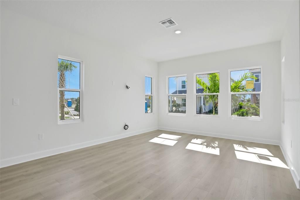 For Sale: $649,990 (4 beds, 3 baths, 2295 Square Feet)