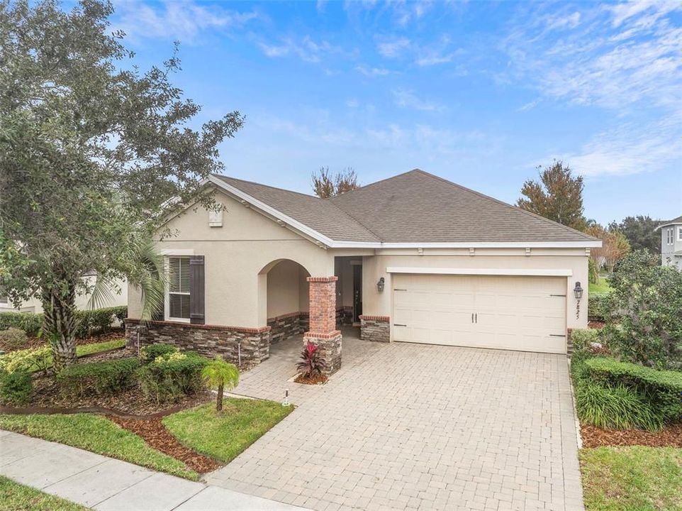 En Venta: $585,000 (3 camas, 2 baños, 2270 Pies cuadrados)