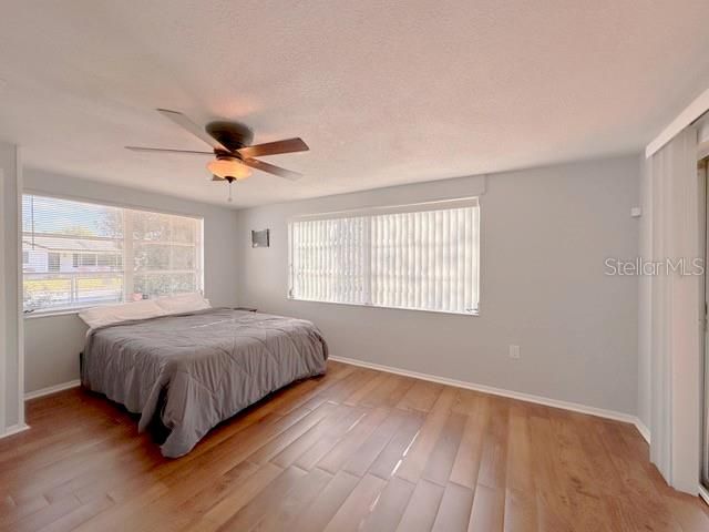 En Venta: $255,000 (3 camas, 2 baños, 1272 Pies cuadrados)