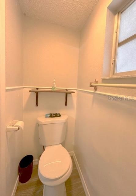 En Venta: $255,000 (3 camas, 2 baños, 1272 Pies cuadrados)