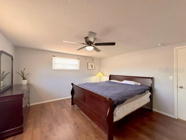 En Venta: $255,000 (3 camas, 2 baños, 1272 Pies cuadrados)