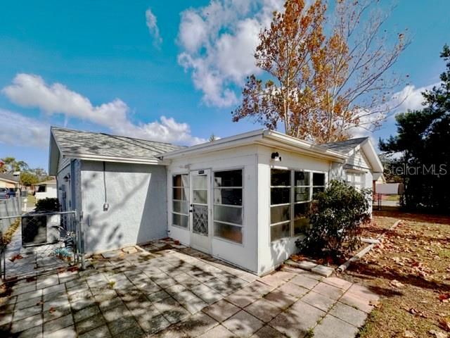 En Venta: $255,000 (3 camas, 2 baños, 1272 Pies cuadrados)