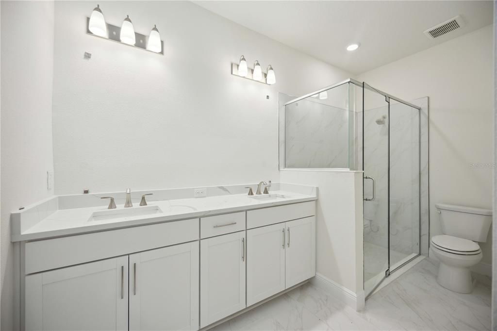 待售: $639,990 (4 贝兹, 3 浴室, 2295 平方英尺)