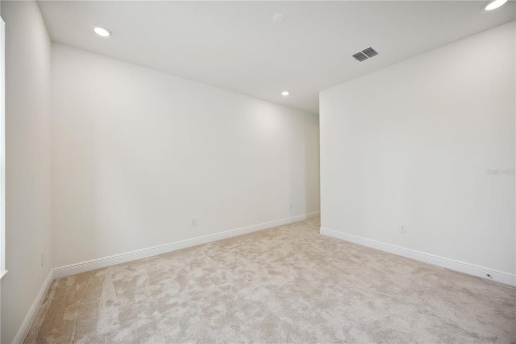 待售: $639,990 (4 贝兹, 3 浴室, 2295 平方英尺)