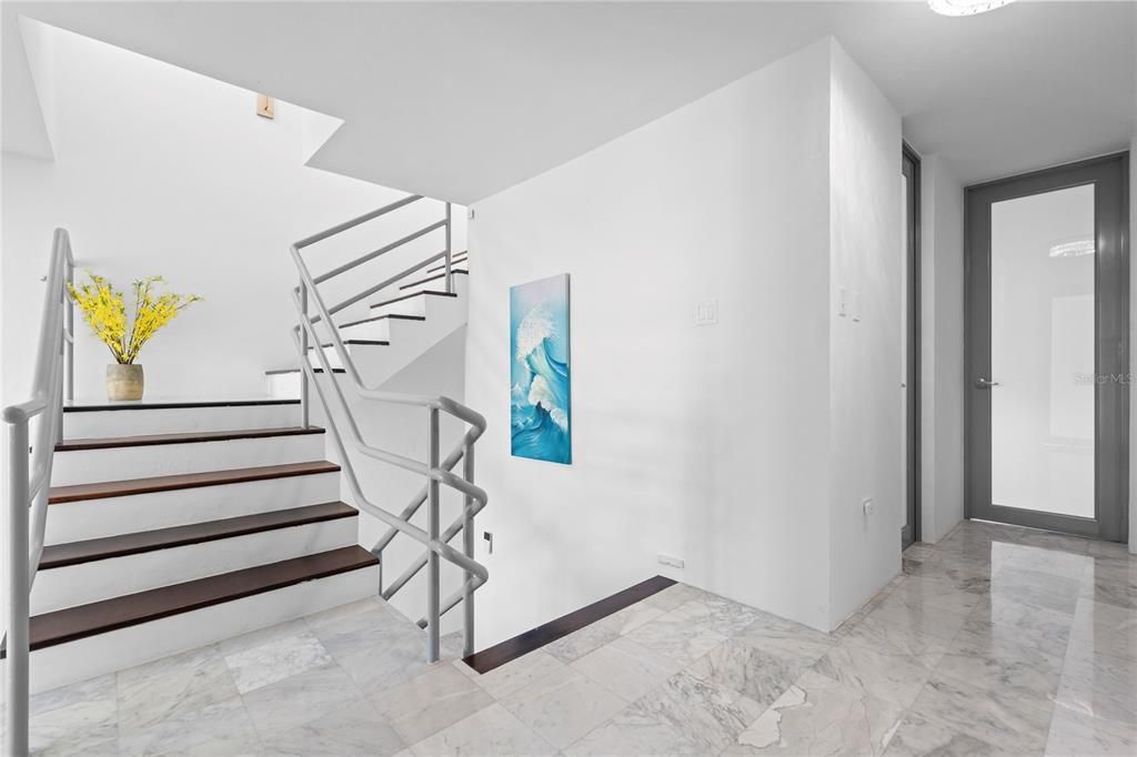 For Sale: $640,000 (3 beds, 2 baths, 2500 Square Feet)