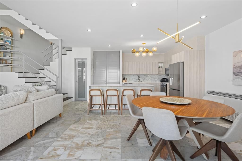 For Sale: $640,000 (3 beds, 2 baths, 2500 Square Feet)