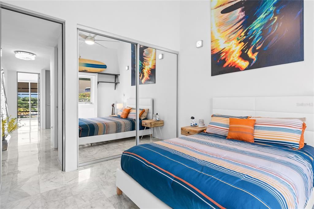 For Sale: $640,000 (3 beds, 2 baths, 2500 Square Feet)