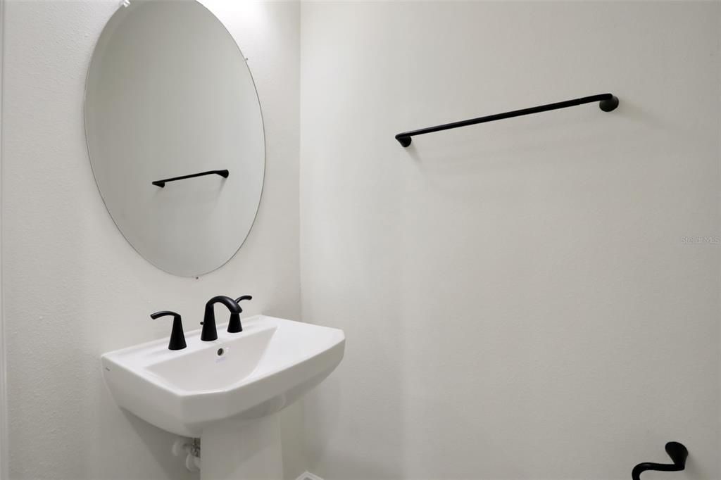 For Sale: $589,990 (4 beds, 2 baths, 1891 Square Feet)