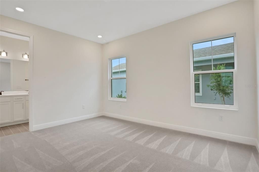 For Sale: $589,990 (4 beds, 2 baths, 1891 Square Feet)