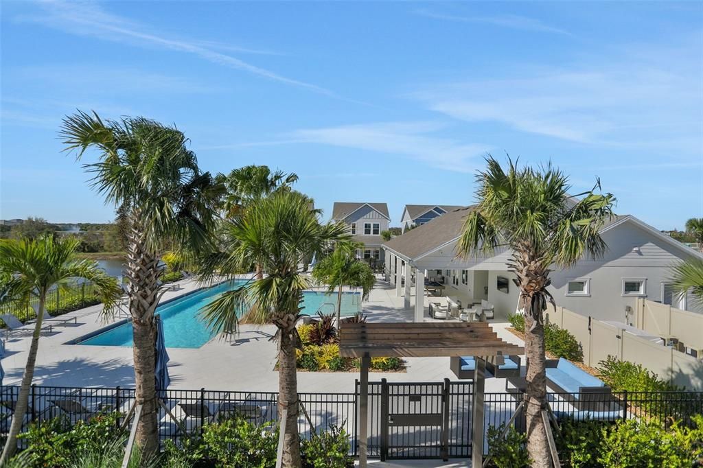 На продажу: $599,990 (4 спален, 2 ванн, 1891 Квадратных фут)