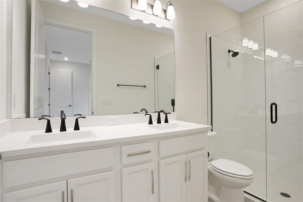 For Sale: $589,990 (4 beds, 2 baths, 1891 Square Feet)